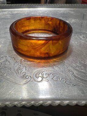 Vintage Thick Swirled Ice Tea Bakelite Chunky Bangle Bracelet
